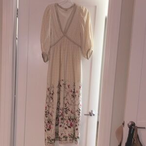 NWOT feminine flattering designer maxi dress. Never worn